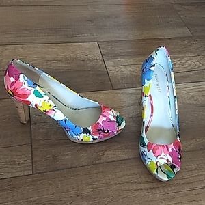 Nine West 4" high heels - 8 1/2 M